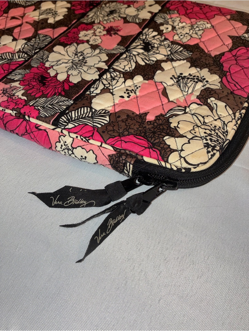 Vera Bradley Quilted Tablet Sleeve Case in Mocha Rouge *Retired* - Picture 3 of 6